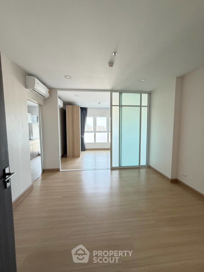 picture 1-BR 35 Sqm, 31st-Floor Condo At Supalai Veranda Ramkhamhaeng (ID 3042332) - 2/11