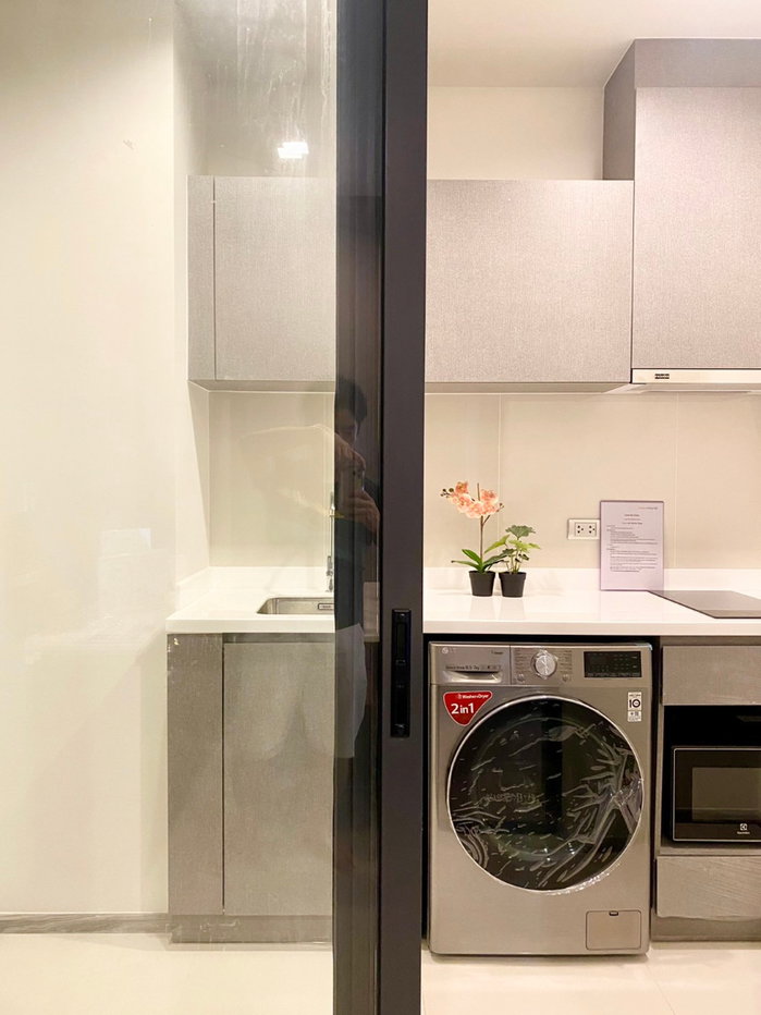 รูป 🔥 Life Asoke Hype เพียง 24,000 บาท ✨ 1 Bedroom Plus 35 ตร.ม. ชั้น 22 ใกล้ MRT พระราม 9 และ Central Rama 9 พร้อมเข้าอยู่ 🏙️ - รูปที่ 8/13