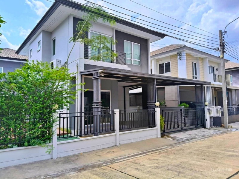picture 2-Storey Detached House for Sale at Centro Ratchapruek - 1/12