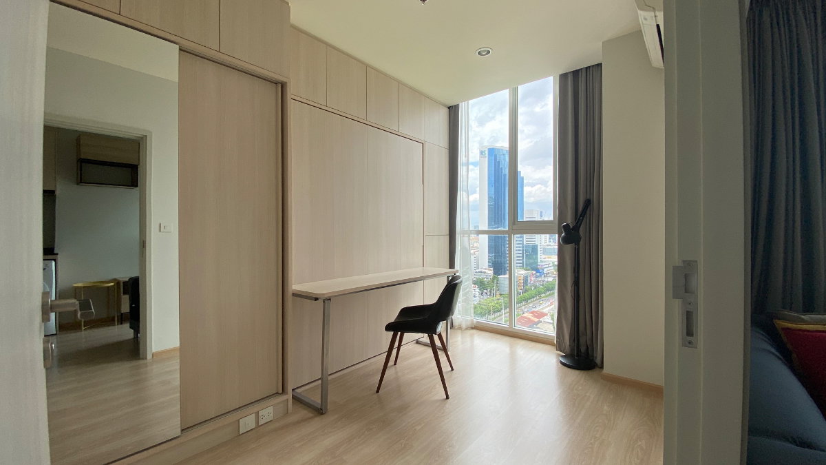 picture For rent, Noble Revolve Ratchada 1, 18th floor. MRT Thailand Cultural Centre station.  - 1/7