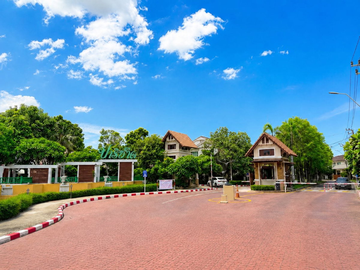 picture 🔥 FOR SALE | 2-Storey Detached House at Parichart Village  - 3/14
