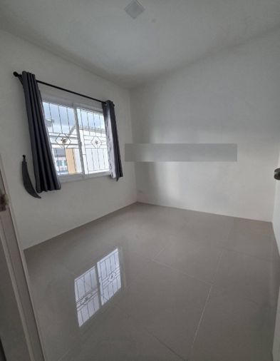 3-bed townhouse for sale, 17.7 sq wah, Baanpruksa Latkrabang - Chalongkrung
