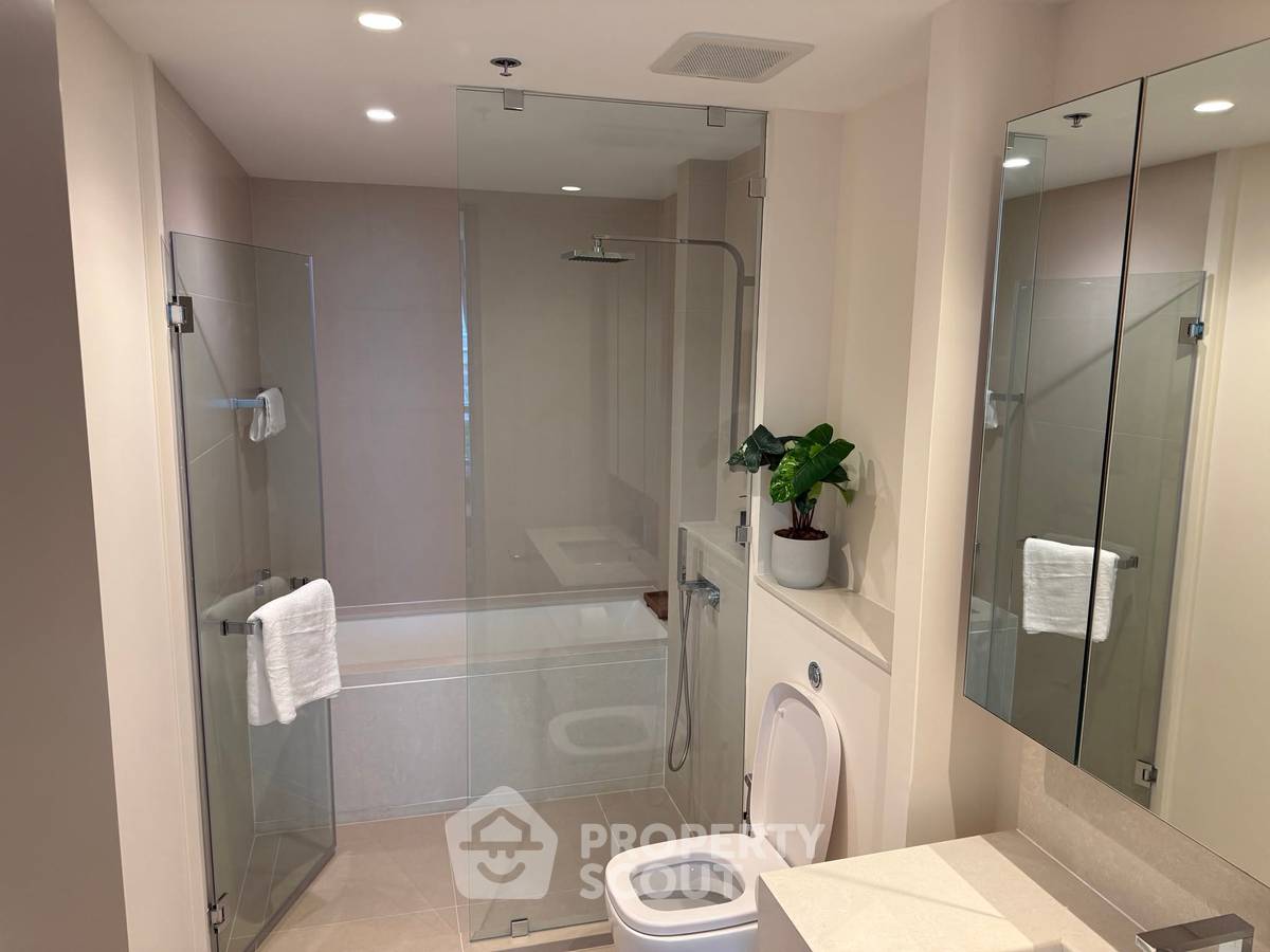 รูป คอนโด 2 ห้องนอน 112 ตร.ม. The River Condominium ใกล้ BTS สะพานตากสิน 400 ม. (ID 3047405) - รูปที่ 15/42