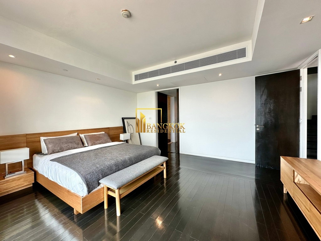 รูป The Pano | Impressive 4 Bedroom Penthouse Condo - BR1396CD - รูปที่ 31/64