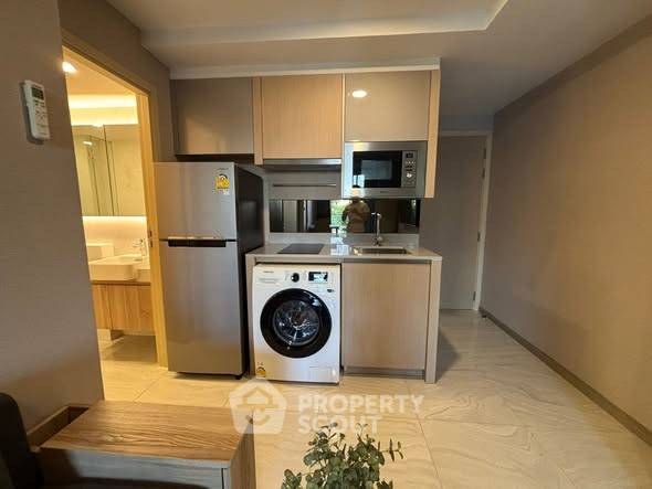 picture 1-BR Condo At Walden Asoke, 400m to MRT Sukhumvit (ID 3045998) - 3/10