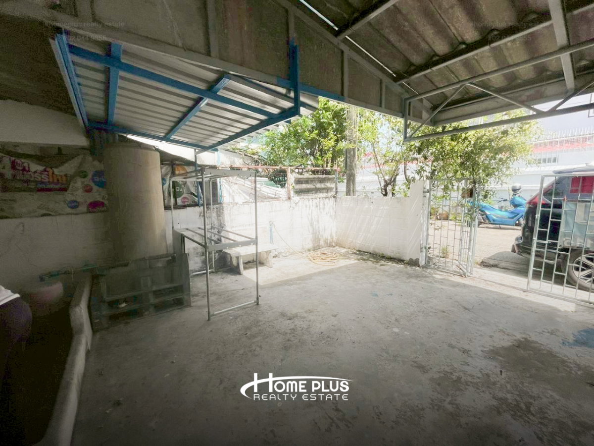 รูป ขายทาวน์โฮม 2 ชั้น บ้านแสนสุข ซอยอุดมสุข 26 แยก 2 บางนา ใกล้ BTS อุดมสุข ทำเลใจกลางบางนา - รูปที่ 3/20