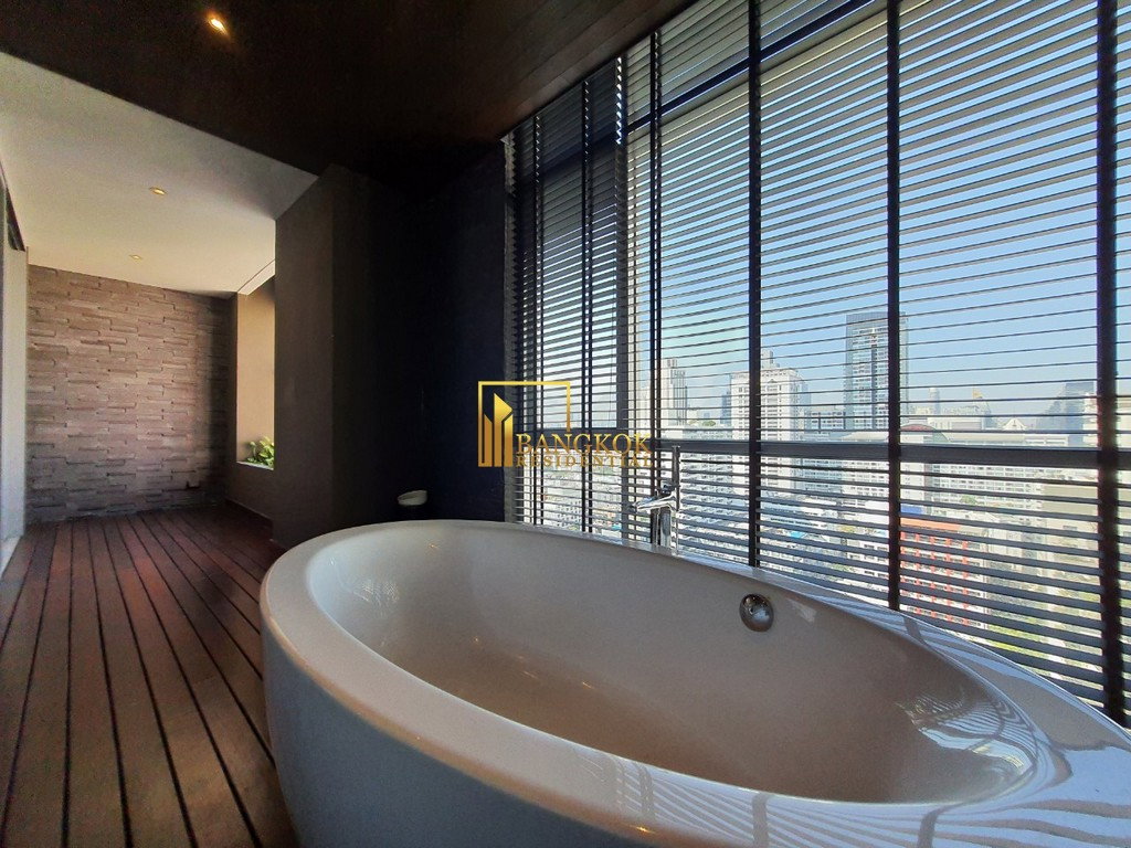 picture Master Centrium | Incredible 4 Bedroom Duplex Penthouse - BR9549CD - 25/41