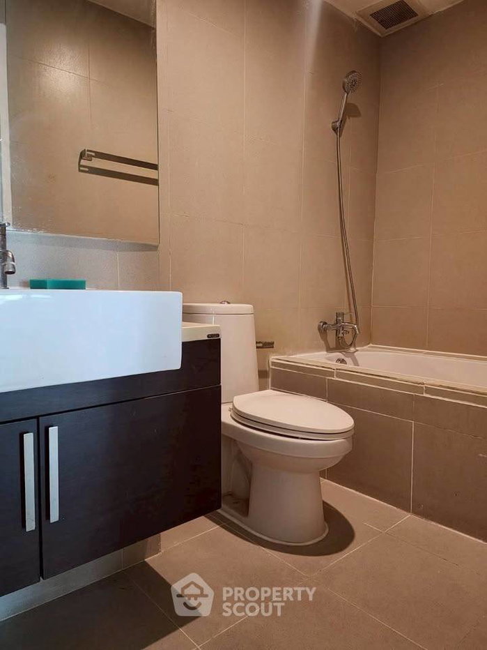 picture 1-BR 50 Sqm Condo At Noble Remix, 100m to BTS Thong Lor (ID 3047532) - 2/17