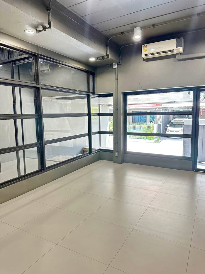 picture HK0024, Home Office for rent 5 Br, Rama9-Mengjai. - 2/10