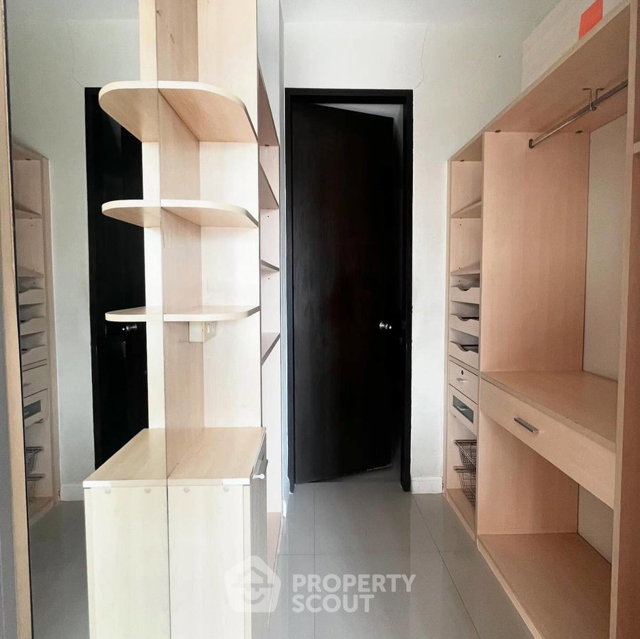 รูป คอนโด 2 ห้องนอน 73 ตร.ม. ที่ Citi Smart Sukhumvit 18 ใกล้ BTS อโศก 200 ม. (ID 1981261) - รูปที่ 3/19