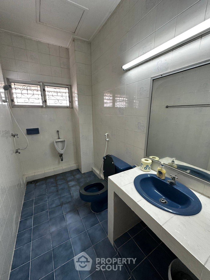 รูป บ้านเช่า 4 ห้องนอน โครงการ สัมมากร รามคำแหง ทำเล สะพานสูง (ID 3046905) - รูปที่ 2/14