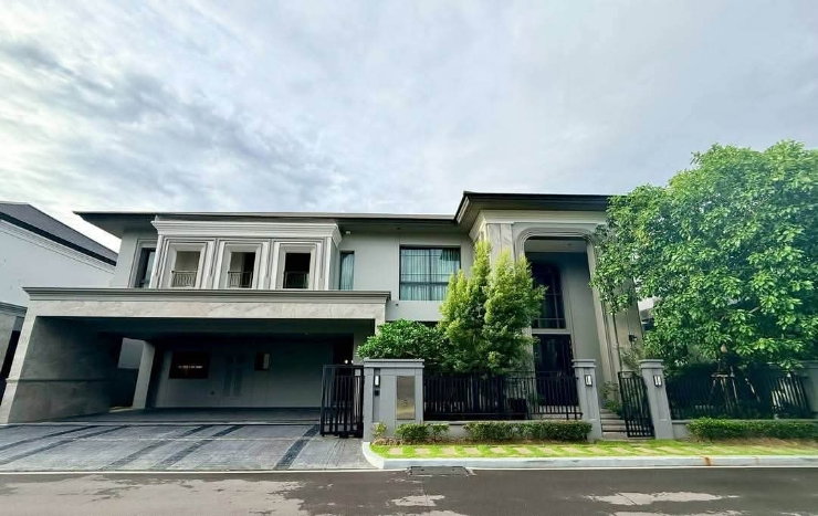 รูป 📣📣ขาย แกรนด์ บางกอก บลูเลอวาร์ด สุขุมวิท-ศรีนครินทร์ บ้านเดี่ยวหรู 4 ห้องนอน (พิมพ์ 0974164645 Line: JKJK4645 แทนการคลิกปุ่มห่ เขียว)  - รูปที่ 1/17