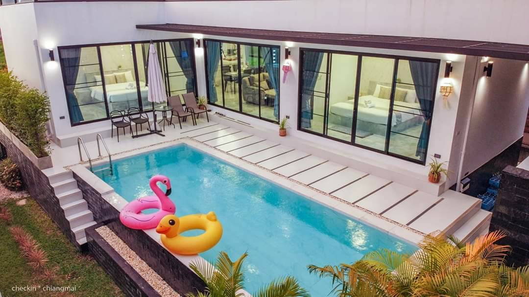picture Pool Villa for Rent with 24-Hour Security | Mahidol Road, Chiang Mai - 1/17