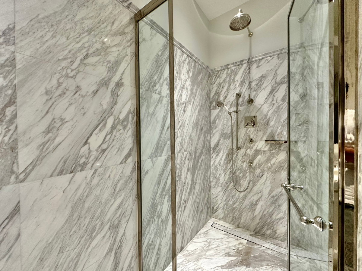 picture 98 Wireless | Elegant 2 Bedroom Condo in Prime Location - BR12414CD - 18/39