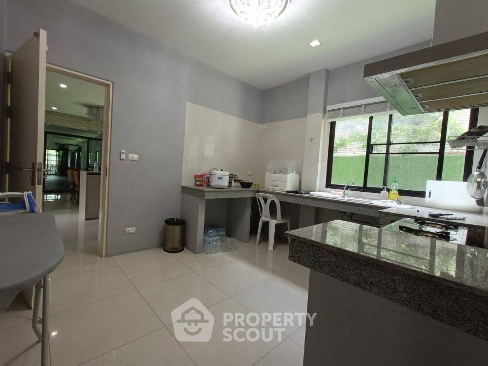 รูป บ้านเดี่ยว 6 ห้องนอน สำหรับขาย เดอะ แกรนด์ ปิ่นเกล้า ใกล้ศาลธรรมสพน์ (เลี้ยงสัตว์ได้) (ID 1501592) - รูปที่ 40/52