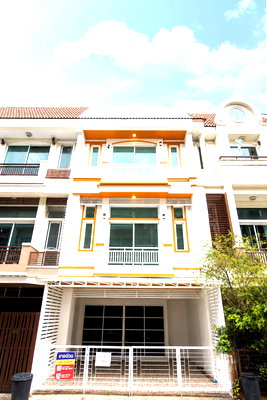 ทาวน์โฮม กรุงเทพมหานคร : CB044 ทาวน์เฮาส์ 3 ห้องนอน จรเข้บัว