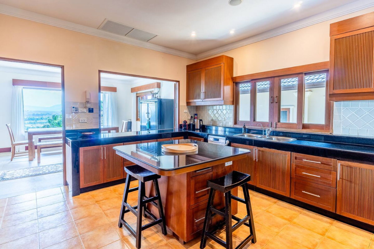 รูป ขายวิลล่า 6 ห้องนอน Lakewood Hills ที่ดินใหญ่ ใกล้บางเทา - U6171085 - รูปที่ 5/24