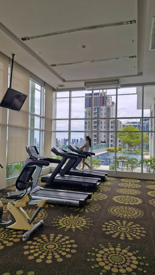 picture Next Step to MRT. Condo Life @ Ratchada Huay Kwang 125000 THB/month 30 sqm. Line ID : Adambma - 17/20
