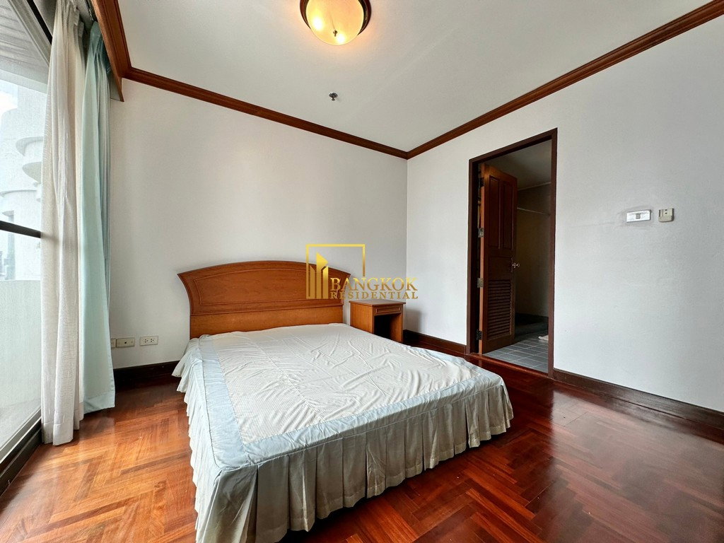 รูป Le Raffine 24 | Expansive 6 Bedroom Penthouse For Sale - BR17760CD - รูปที่ 22/56