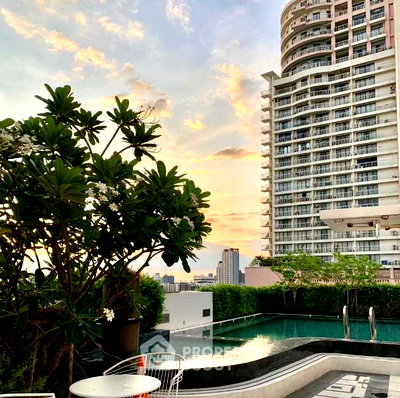 Condos for sale : 1-BR Condo For Sale At Chateau In Town Ratchayothin Near BTS Sena Nikhom (ID 3044015)