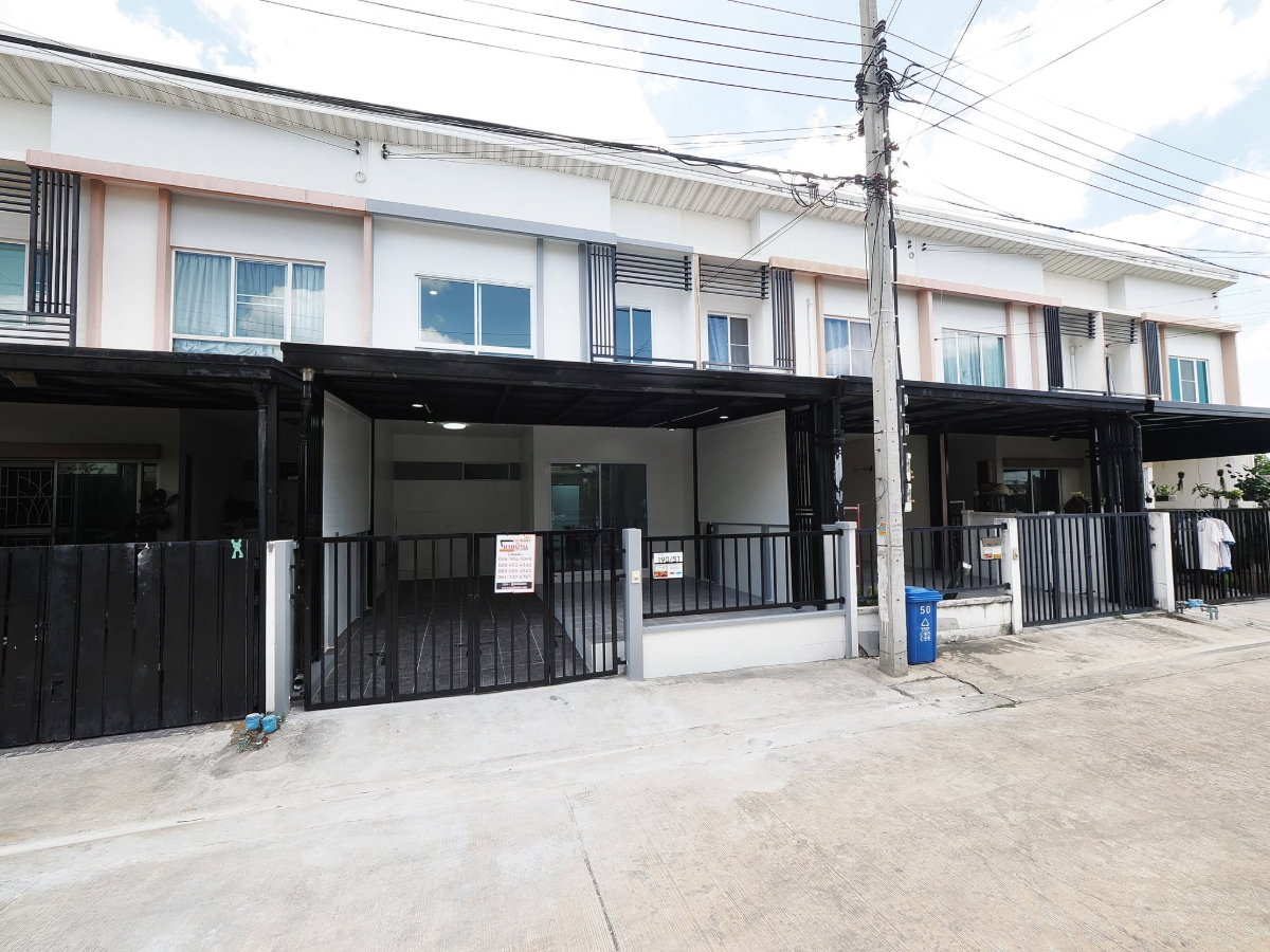 รูป ขายราคาพิเศษ  ทาวน์โฮม 2 ชั้น ม.พลีโน่ 3ห้องนอน 2ห้องน้ำ [รัตนาธิเบศร์-ชัยพฤกษ์] บ้านเลขที่ 190/51  ขนาด 20.4 ตร.ว.   - รูปที่ 2/50