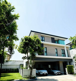 รูปภาพ HR3576ให้เช่าบ้านเดี่ยว 3 ชั้น หลังมุม ทำเลทอง เดอะ ซิตี้ เอกมัย - ลาดพร้าว (The City Ekkamai - Ladprao) ใกล้ทาวน์อินทาวน์ และ Central Eastville