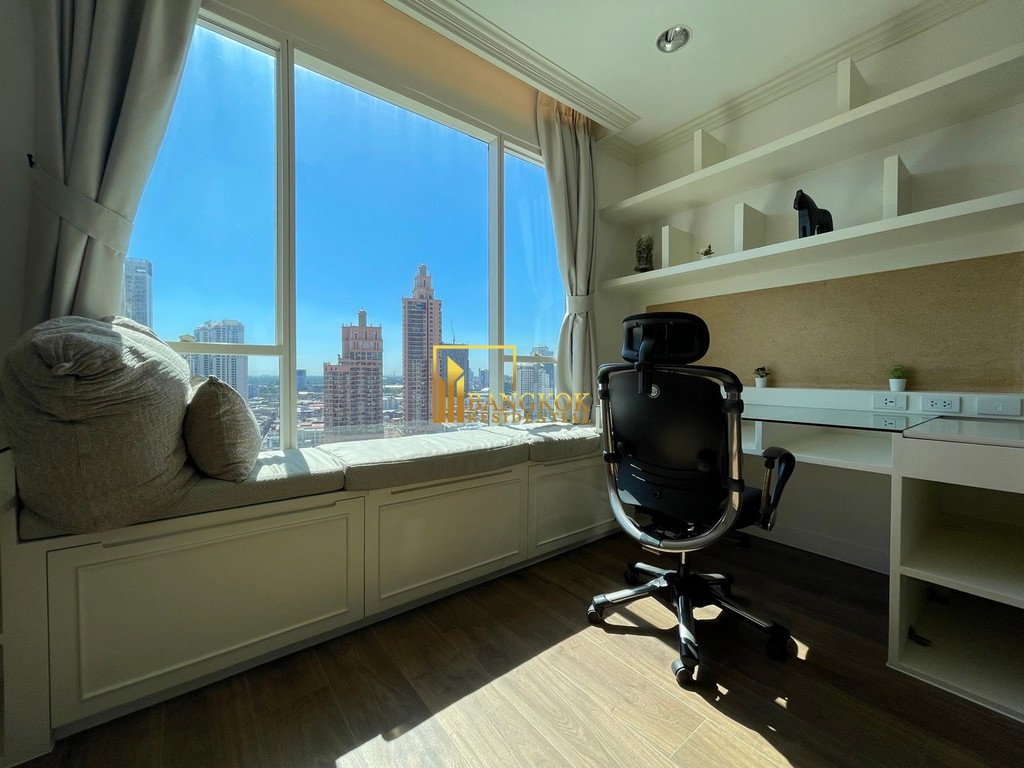 picture Wilshire | Incredible 4 Bed Penthouse Condo in Phrom Phong - BR17098CD - 24/50