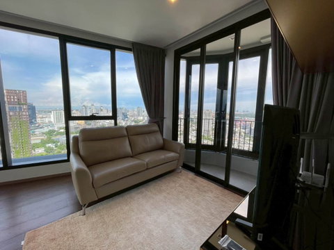 RS6759 ให้เช่า Ideo Q Sukhumvit 36 ห้องมุมวิวพาโนรามา ใกล้ BTS ทองหล่อ 