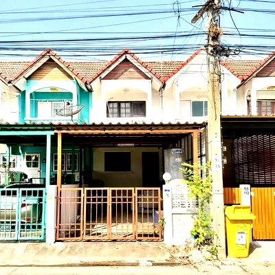 Townhouses for sale Bang Bo Samut Prakarn : 🔥Urgent Sale! 2-Storey Townhouse at Warocha 5 – Great Value in Bang Phli