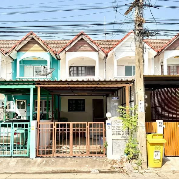 picture 🔥Urgent Sale! 2-Storey Townhouse at Warocha 5 – Great Value in Bang Phli - 1/7