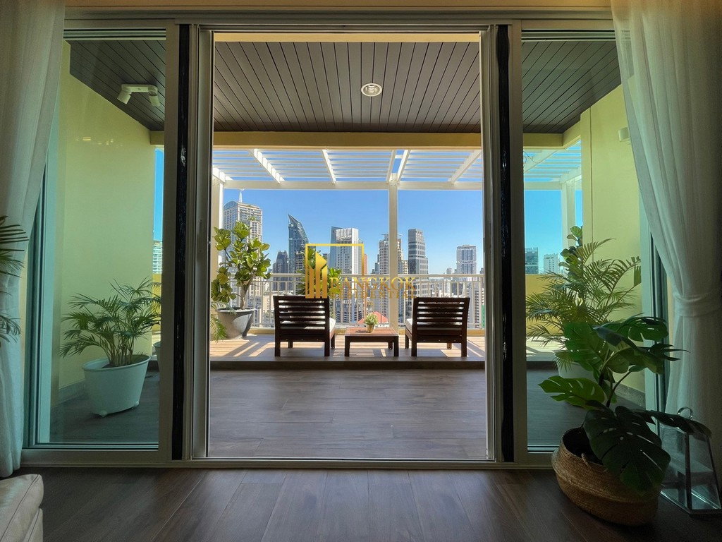 picture Wilshire | Incredible 4 Bed Penthouse Condo in Phrom Phong - BR17098CD - 5/50