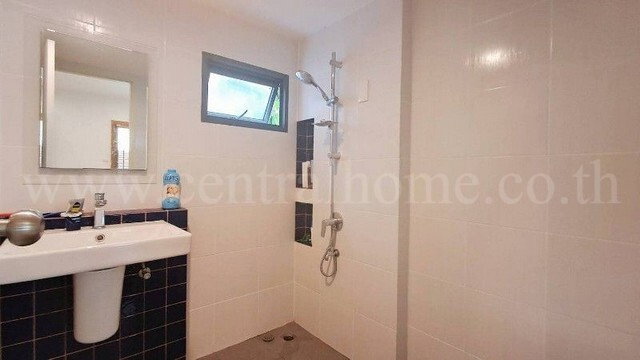 รูป บ้านแฝด อณาสิริ บางนา-บางบ่อ พร้อมเฟอร์นิเจอร์ Built-in เครื่องใช้ไฟฟ้า ราคาถูก - รูปที่ 17/20