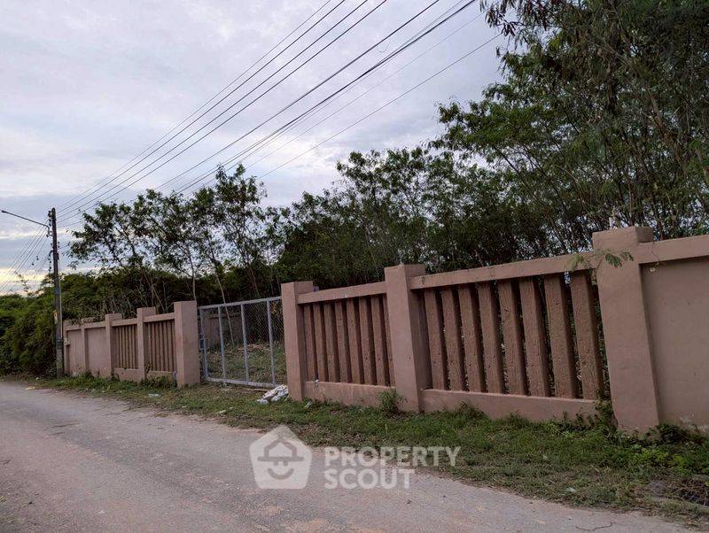 รูป ขายที่ดิน ทำเลดี ใกล้ทะเลสาบ เมพพัชร ชลบุรี (ปริมาณที่ดินใกล้ทะเลสาบ) (ID 3045033) - รูปที่ 2/5