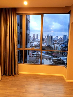 ขายคอนโด : A045821 The Room Sathorn - St.Louis