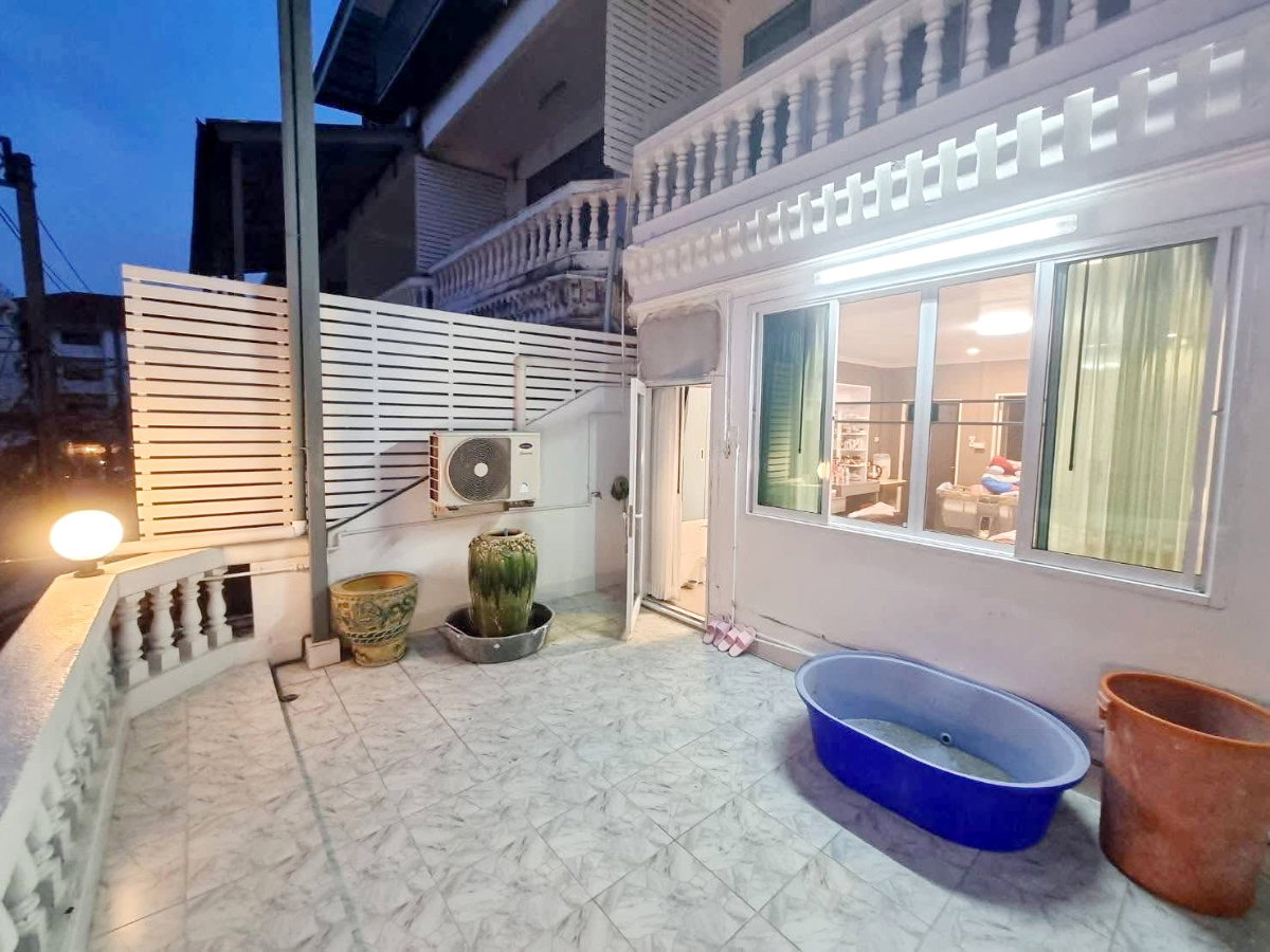 รูป HK0197 ทาวน์เฮ้าส์ Townhouse for rent 4 bedrooms ห้วยขวาง Huaikhwang 099-5919653, 065-9423251 - รูปที่ 6/6