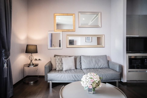 The XXXIX By Sansiri Luxury Condo in Phrom Phong | High Floor | Walk to BTS | THB 60,000/Month