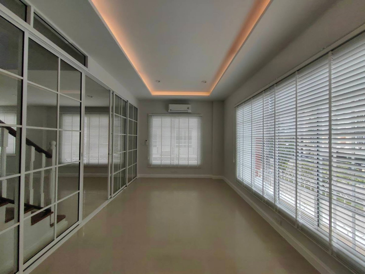 รูป ให้เช่า Home Office 4 ชั้น Plus Park Avenue ลาซาล–ศรีนครินทร์ - รูปที่ 9/20