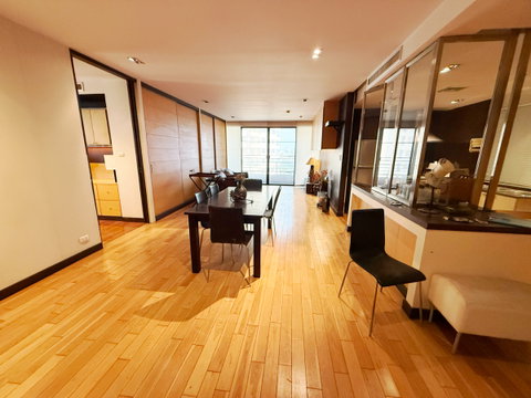 Luxury & Wellness Condo for Sale, Riverine Place 1, Large Unit 112.56 sq.m., 2 Private Parking Spaces, High-Quality Community