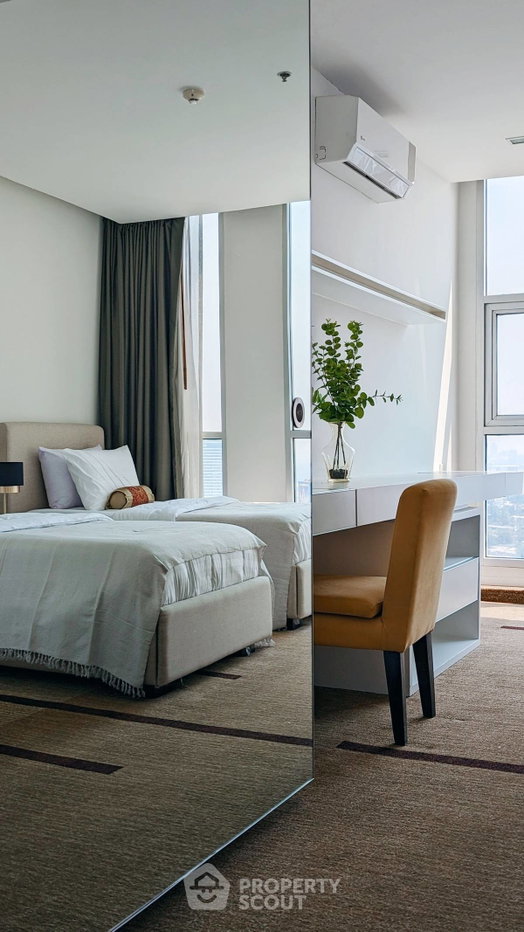 picture High-Floor 3-BR 185 Sqm At Sathorn Prime Residence, BTS Saint Louis (ID 1505920) - 14/22