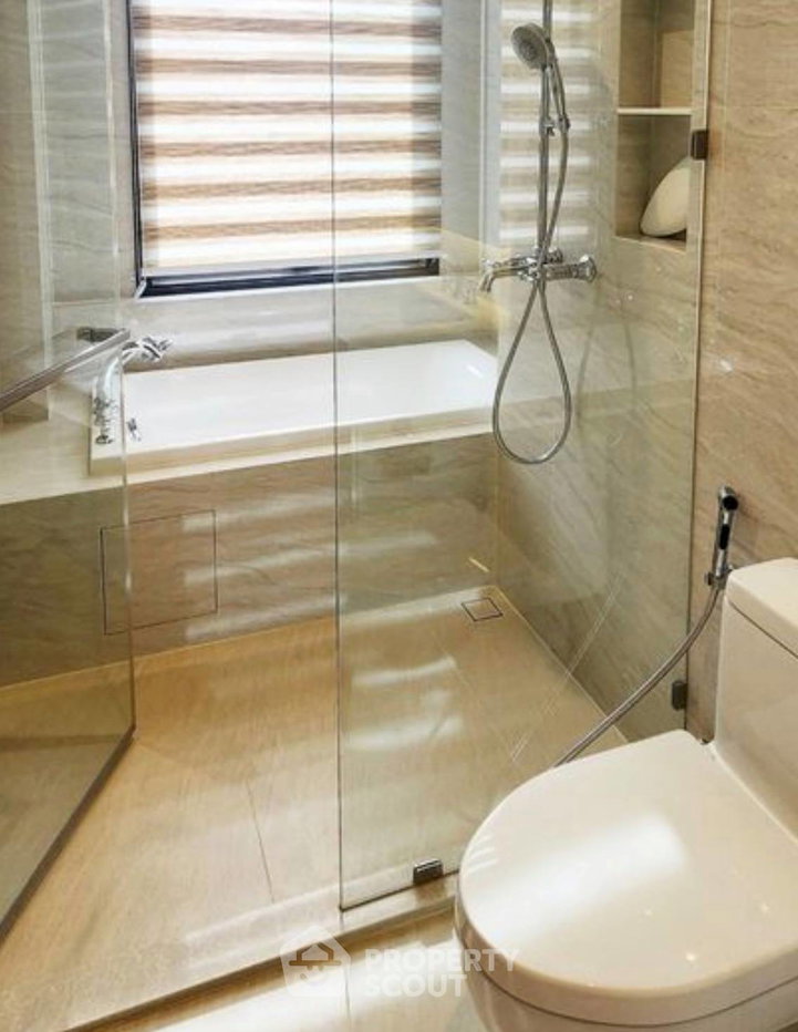 picture Pet-Friendly 2-Bed Condo For Sale At Muniq Langsuan, 9th Floor, BTS Ratchadamri (ID 3043595) - 8/9