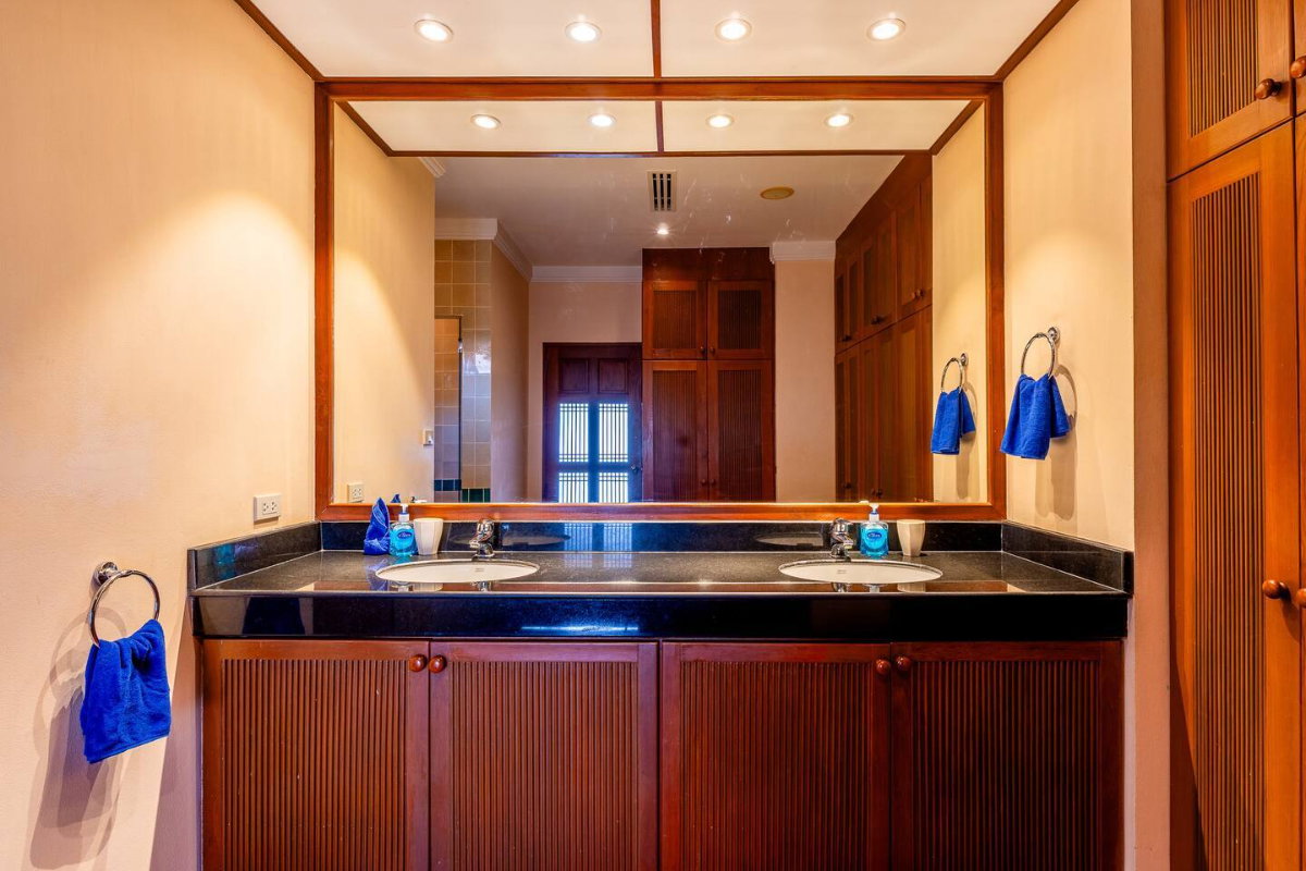 รูป ขายวิลล่า 6 ห้องนอน Lakewood Hills ที่ดินใหญ่ ใกล้บางเทา - U6171085 - รูปที่ 23/24