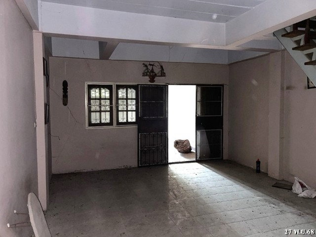 picture FOR SALE  TOWNHOUSE PROPERTY  764000 BAHT. - 3/8