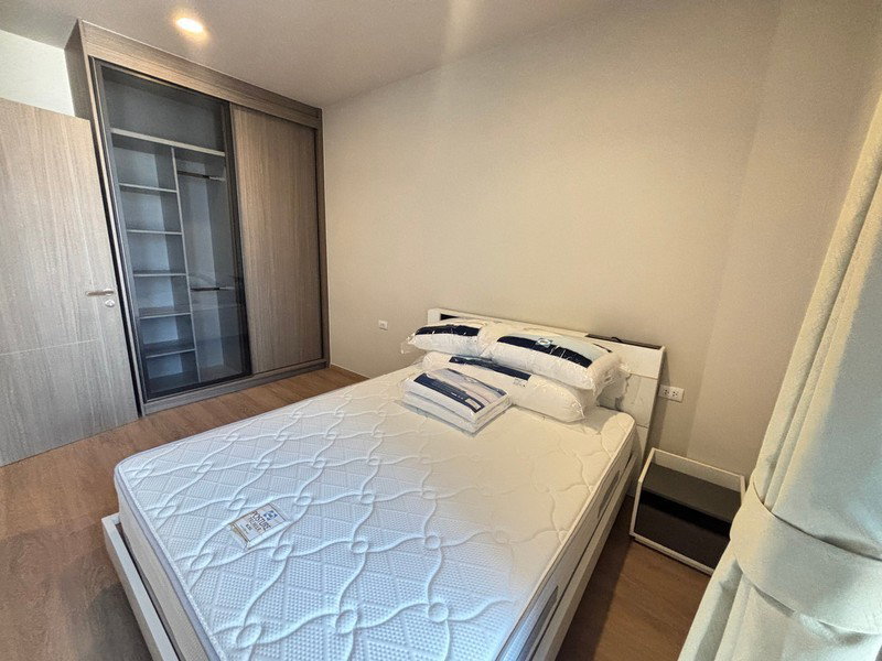 รูป A045884 The Issara Sathorn - รูปที่ 6/8