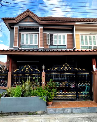 Townhouses for sale : 🔥House for Sale✅ Sinthavee Tha Kham 1 | Near Future MRT Bang Khun Thian Station