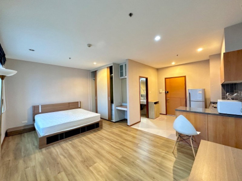 picture A045911 Villa Sathorn - 1/5