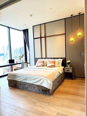 ขายคอนโด : A045442 Ashton Silom