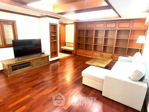 2-BR Condo For Rent In Beverly Hill Mansion Sukhumvit 63, 120 Sqm, 5th Floor Near BTS Ekkamai (ID 2745080)