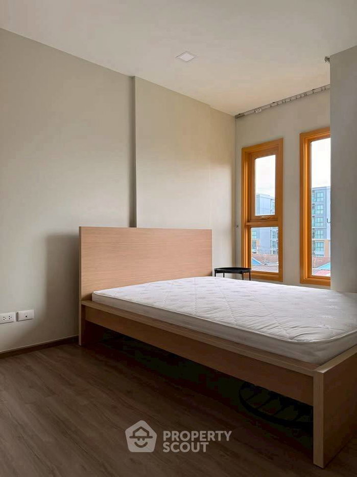picture 1-BR 32 Sqm Condo At The Base Sukhumvit 50, 5th Floor Near BTS On Nut (ID 2366466) - 9/10