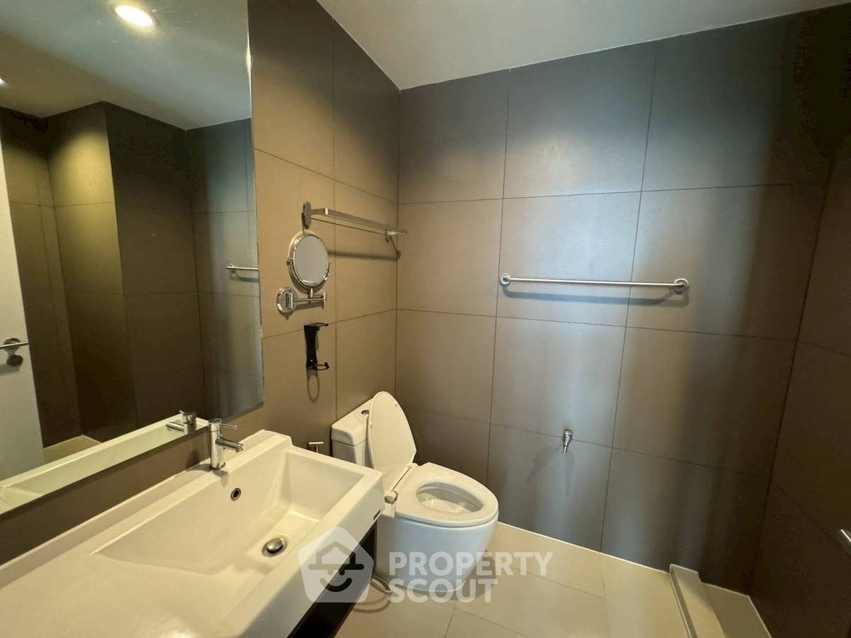 รูป คอนโด 1 ห้องนอน ขาย ที่ อัพ เอกมัย ขนาด 30 ตร.ม. ใกล้ ARL รามคำแหง ชั้น 13 (ID 3050787) - รูปที่ 5/6