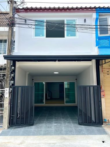 ขายทาวน์โฮม 3 ห้องนอน 18 ตร.ว. บ้านเสนาวิลล่า 84